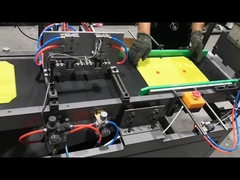 bordo della trappola della colla del topo che fa macchina