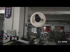 Produzione automatica di trappole per topi con colla su cartone siliconato